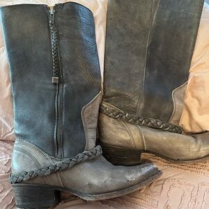 Women's Two-Tone Braided Mid-Calf Heeled Boots - Black and Gray